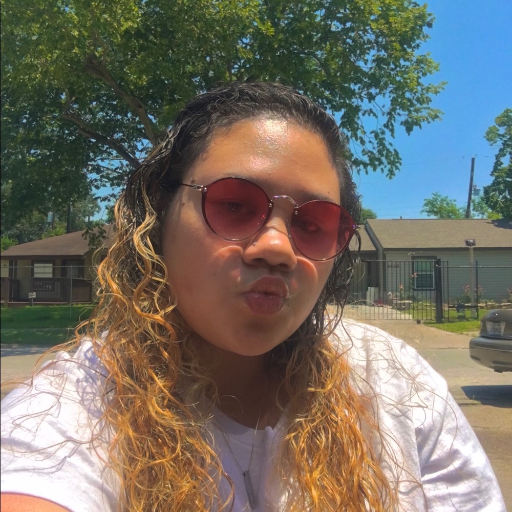 Meet your Posher, Aiyana